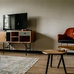Cozy Apartment In City Center